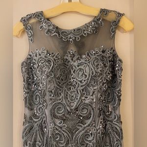 EVENING GOWN SILVER/GUN METAL WORN 1X